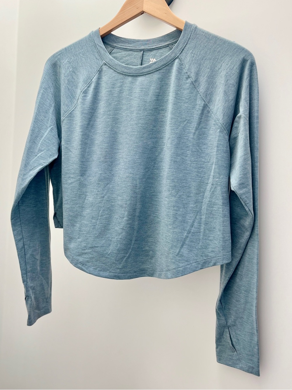 all in motion Blue Heathered Cropped Long Sleeve Workout Top with Thumbholes⁠